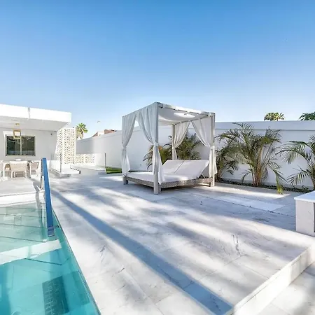 Renovada Con 5 Bdr En Maspalomas